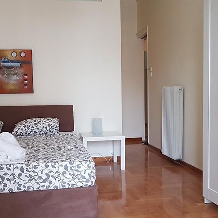 Menta errathens Apartment - Athens Center, 5 BD, 2 BATH Eksteriør billede