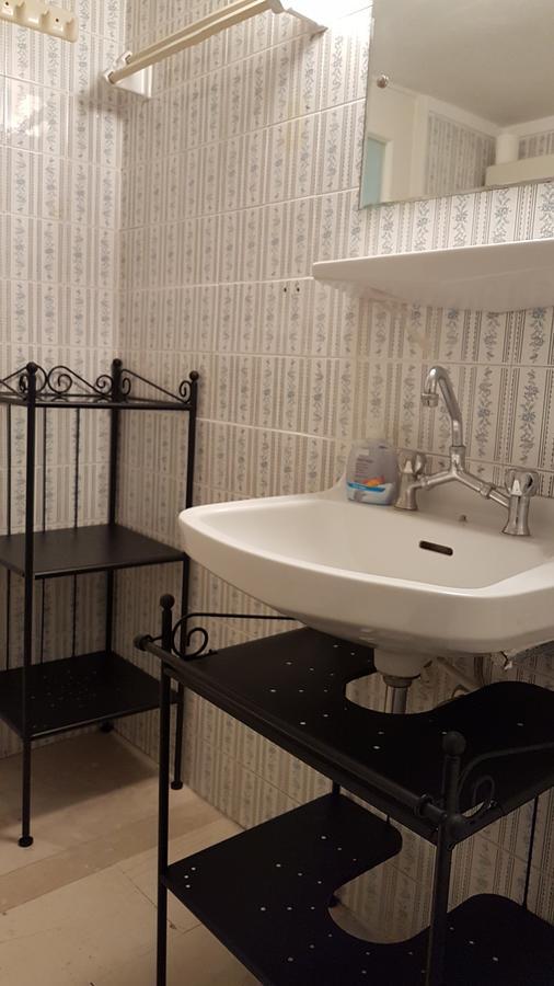 Menta errathens Apartment - Athens Center, 5 BD, 2 BATH Eksteriør billede
