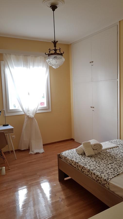 Menta errathens Apartment - Athens Center, 5 BD, 2 BATH Eksteriør billede