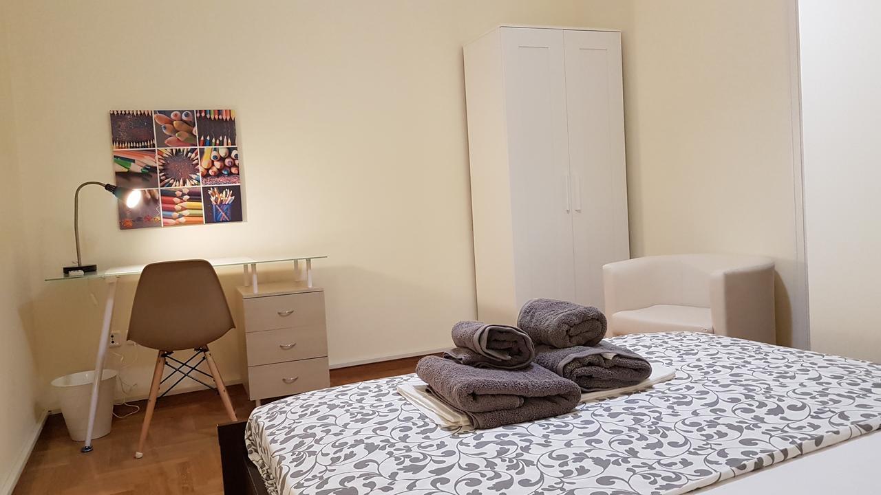 Menta errathens Apartment - Athens Center, 5 BD, 2 BATH Eksteriør billede