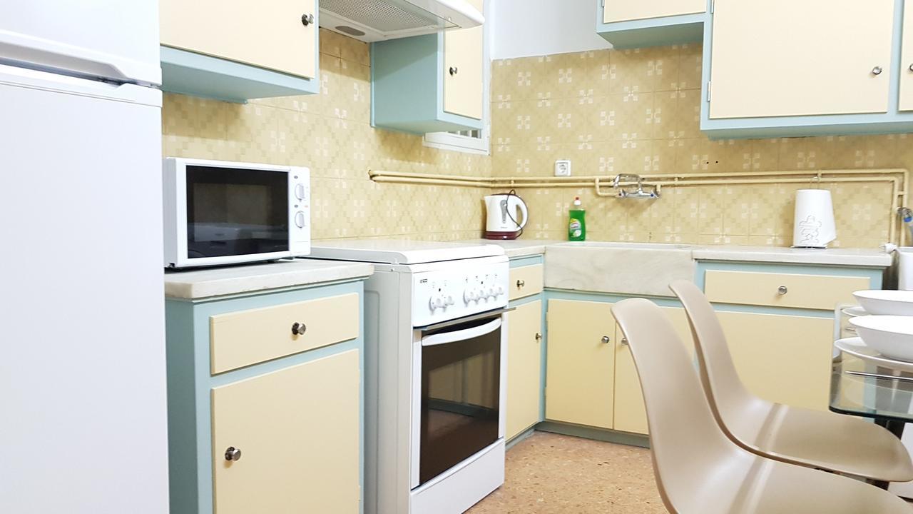 Menta errathens Apartment - Athens Center, 5 BD, 2 BATH Eksteriør billede